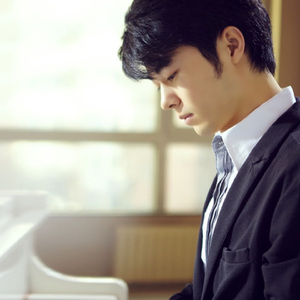 寡妇一夜爽毛片
